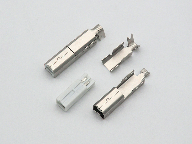 USB 2.0 Type-B Male (USB 2.0 BM) three-piece connector